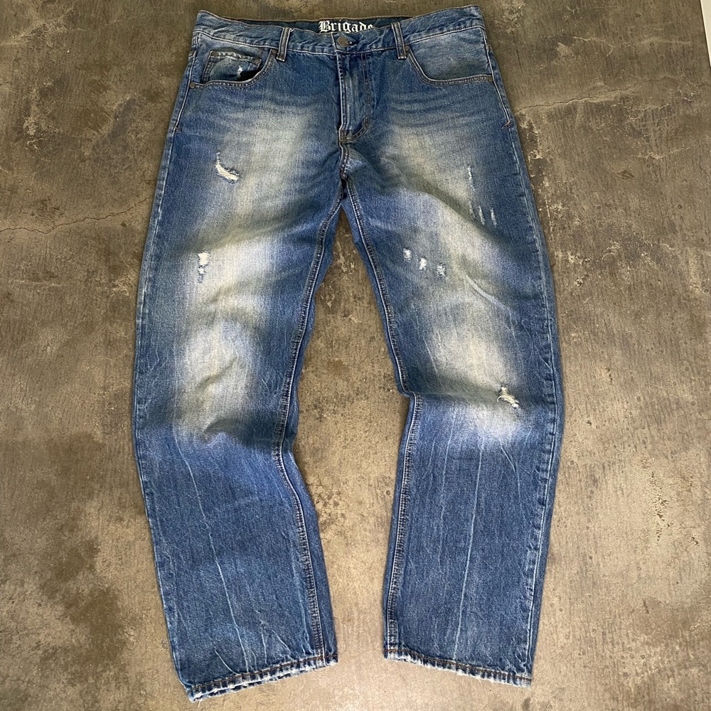 Brigabe Distressed Men's Straight Jeans - Picture 1 of 7